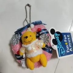 新品　プーさん クリスマス リース型 ぬいぐるみキーホルダー　マスコット