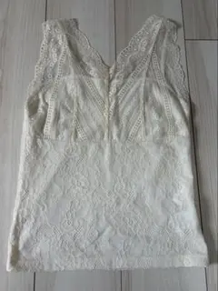 レースタンクトップ