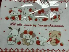 Lil ala mode×サンリオキャラクターズ 当りくじ　マット 四角　キティ