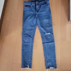 UNIQLOスキニーデニム