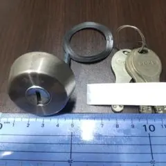 Item thumbnail for item 00422624-52ef-4934-aa69-fe86c1d23b0b