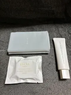 アルビオンエクシア　アンテリサンスブライトエマルジョンファンデーションNA211