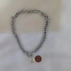 ZARAシルバーパール付きチョーカー。美品