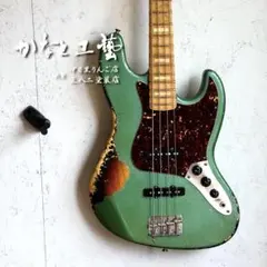 Fender Japan JB75ベースのニトロセルロースラッカー リフのサムネイル