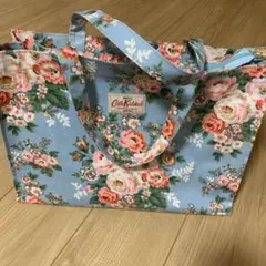 折って配送！！バッグ　花柄　Cath Kidston キャスキッドソン 花柄のサムネイル