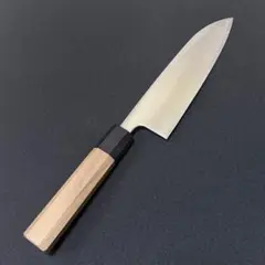 三徳包丁 銀三鋼 朴八角柄 165mm 三徳包丁 銀三鋼 朴八角柄 165mm - メルカリ