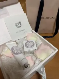 JILLSTUART ハンドクリーム リップマスク ギフトセットのサムネイル
