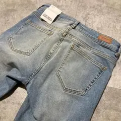 新品タグ付き品【ZARA】ザラ ビジュー付き ミッドライズスキニーデニムパンツ