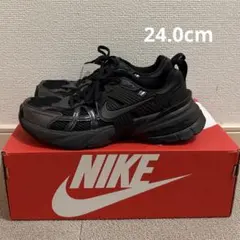 【美品・箱無し】 NIKE V2K RUN HJ4497-001（24cm）