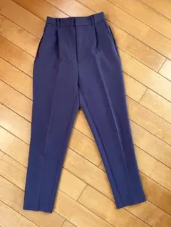 GU ネイビー テーパードスラックス S 着用1回のみ！