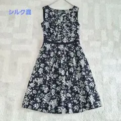ローラアシュレイ シルク混 ロングワンピース Aライン 花柄 - メルカリ