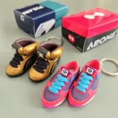 スプラトゥーン　スニーカー型キーホルダー