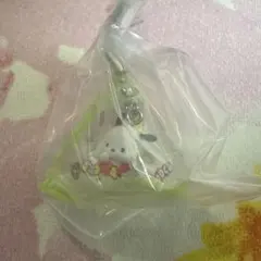 산리오 가챠 シャカシャカテトラチャーム ポチャッコ