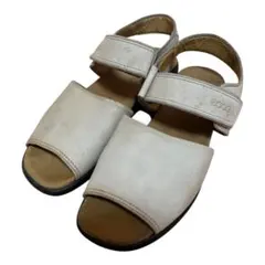 Item thumbnail for item 14cb7c55-6b0e-40e6-af07-d91ea5c8b357