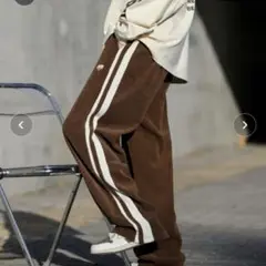 【neos ワイドシルエット ロゴ ライン カルゼ スウェット パンツ