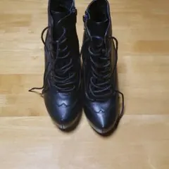 厚底ショートブーツ