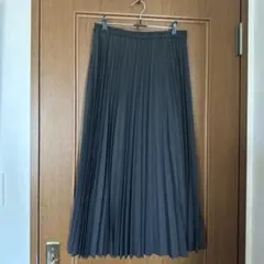 UNIQLO プリーツロングスカート Lサイズ　濃いグレー