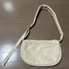 ローリーズファーム　レザーショルダーバッグ