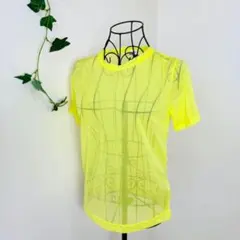 INED　シアー　クルーネック半袖Tシャツ　蛍光イエロー Мのサムネイル