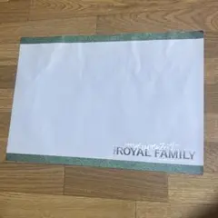 ロイヤルファミリー ブランチパーク コラボカフェ シート