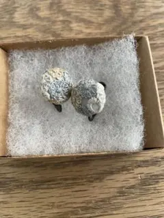 ハンドメイド 花柄刺繍　skyful ミナペルホネン イヤリング　ハンドメイド