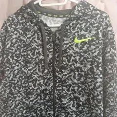 Nike カモフラージュ ジャケット　パーカー　アウター　フード　スポーツ