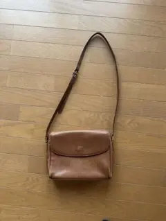 Burberry ブラウンレザーショルダーバッグ