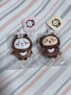 ちいかわ　マレーグマを被ったマスコット　2点のサムネイル