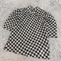 【美品】Lily Brown ギンガムチェック パフスリーブ ブラウス 黒のサムネイル