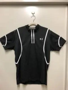 UNDER ARMOUR ブラック ハーフジップ シャツ
