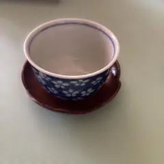 青と白の花模様 湯飲みと皿セット