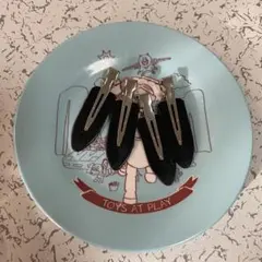 ヘアピン【黒】デコパーツ　素材　ハンドメイド　4個入り　ヘアアクセサリー