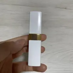CHANEL ルージュ ココ ボーム 930 リップクリームのサムネイル