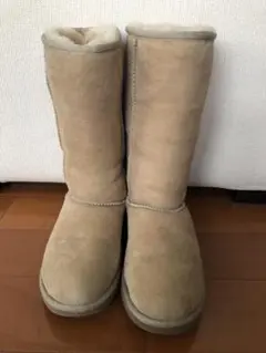 正規品UGGリアルファーブーツ⭐︎サンド（ベージュ系）　中古品