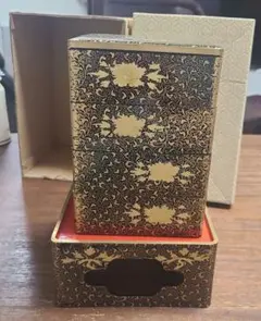 Item thumbnail for item 59a7c2a8-31f0-4067-b78b-076c5c8cc971