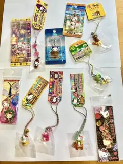 新年‼️ ハローキティ ストラップセット(2個違う)
