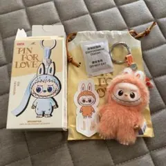 POP MART PIN FOR LOVE ラブブ