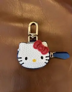 【新品】ハローキティ チャーム型コインケース／AirTagケース