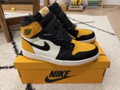 Nike Air Jordan 1 Retro High OG "Taxi"のサムネイル