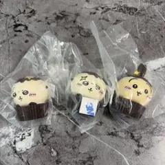 ちいかわ チョコカップケーキフィギュア (全7種プラス+イチゴカップ) Qoo10] 【公式正規品】 [ちいかわ ランダム フ