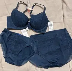 AMOSTYLE BY Triumph ブラ ショーツ　C70 M グリーン