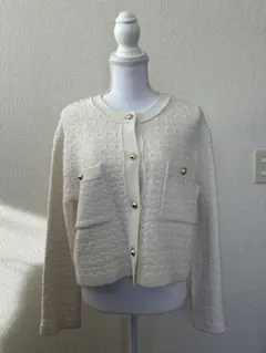 白 カーディガン 胸ポケット ツイード調 GU 春 きれいめ