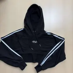 REPIPI ARMARIO レピピ　ショート丈パーカー ブラック　Ｌ