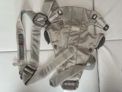 極美品 BABYBJÖRN ベビーキャリア MINI Air グレーベージュ