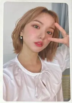 2026年最新】gfriend ウナ トレカの人気アイテム - メルカリ