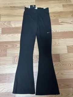 NIKE ブラック フレアパンツ Mサイズ