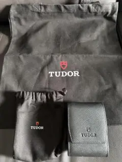 新品未使用】TOM FORD ICON COLLECTION レザーポーチ - メルカリ