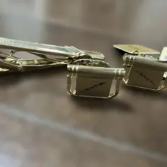 Item thumbnail for item 274cce4a-1cb3-4927-bfa8-f3a1c50dacc3