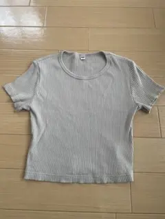 ユニクロ　クロップドTシャツ　リブTシャツ