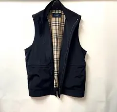 BURBERRY 裏地ノバチェック ナイロン ベスト 黒 R581 - メルカリ